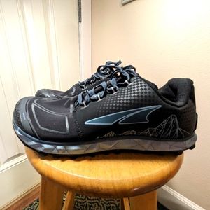 Altra Superior 4.5 Dark Slate Trail Running Shoes women's size 10